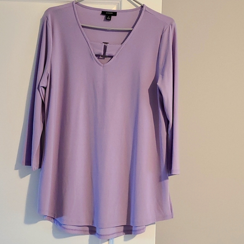 Womens Top, Medium, Lavender